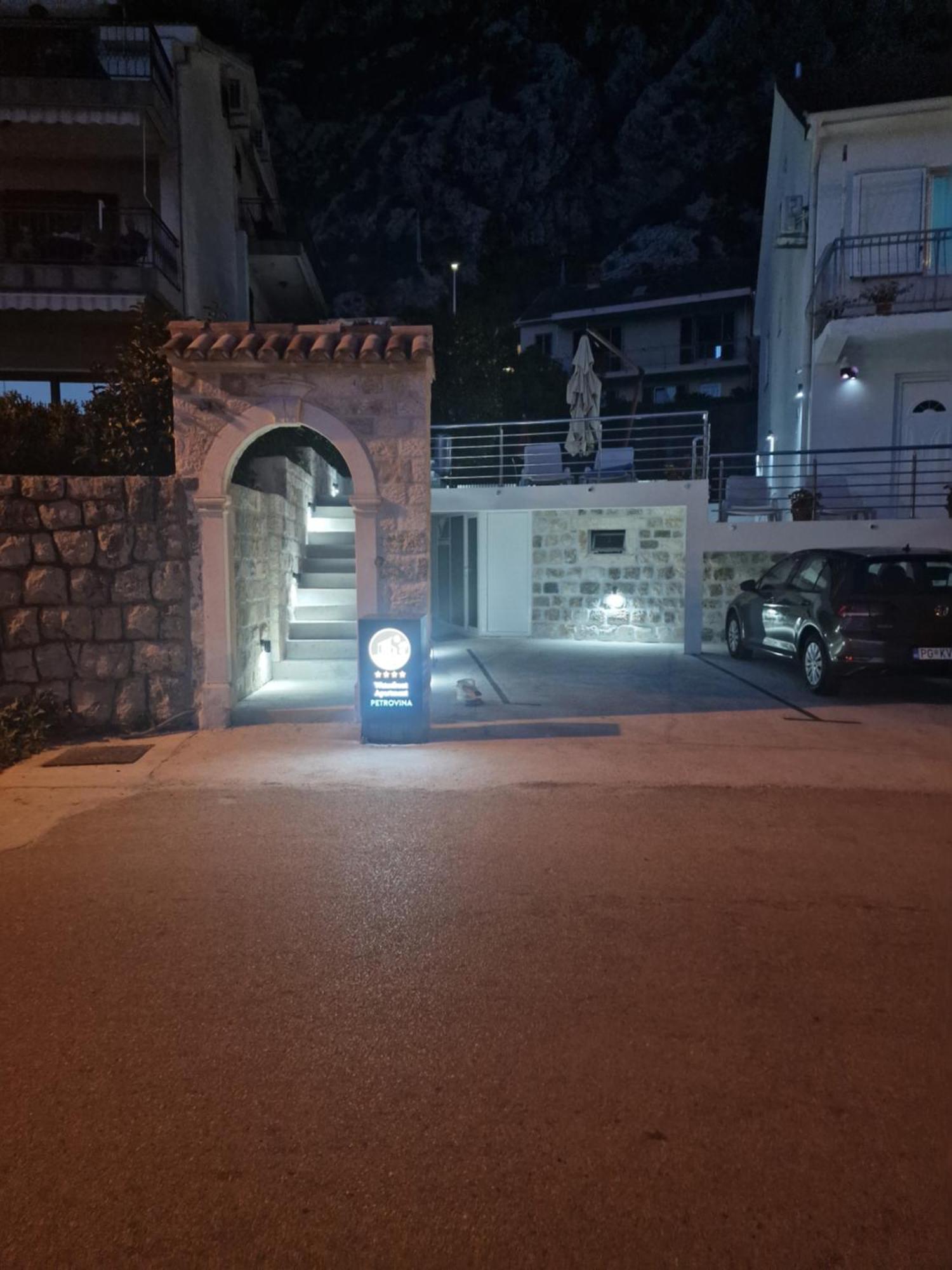 Waterfront Apartment Petrovina Kotor Exterior photo